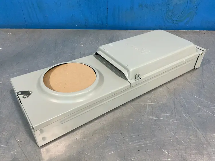 Used MIDWEST R011C010U Electrical Boxes Ohio US | HGR 24 #1280506