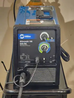 Miller Millermatic 180 Amp Auto Set Mig Welder