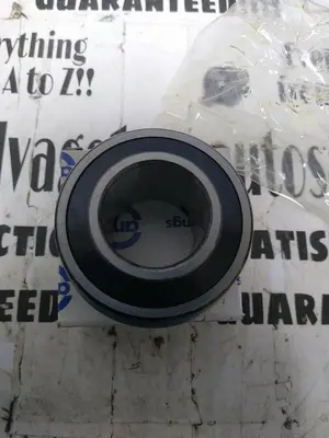 New | in-Stock AMI SER206-20FS Bearings | Surplus Asset Holdings #1192274