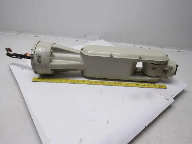 Yaskawa Motoman YR-UP6-R02 Robot Manipulator Arm Assembly
