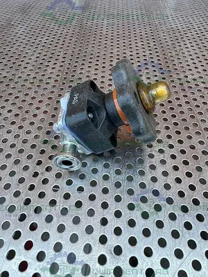 USED ITT PURE FLO 5-316L-RA25MAX DIAPHRAGM VALVE W/ 1/2" SANITARY FITTING