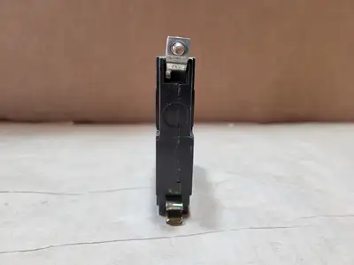 USED SQUARE D QOB115
