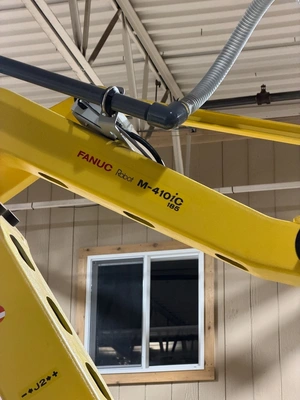 2020 FANUC M-410iC/185 4 Axis Robots | K.B. Industries LLC (5)