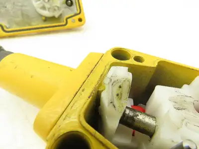 Allen Bradley 440E-L13043 E Lifeline 4 Guardmaster Cable Pull Safety Stop Switch