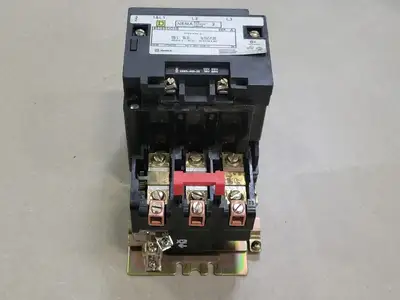 USED SQUARE D 8536SDO1V02S
