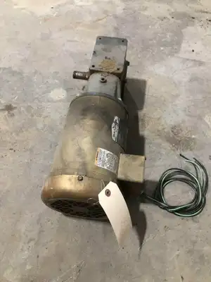Baldor LE-9 15-B5-G Right Angle Speed Reducer w/ 3/4HP Motor 1740RPM 45:1 3PH