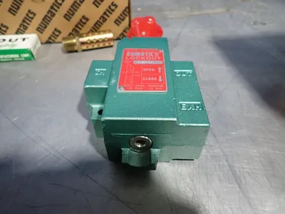 NEW NUMATICS VL30N04