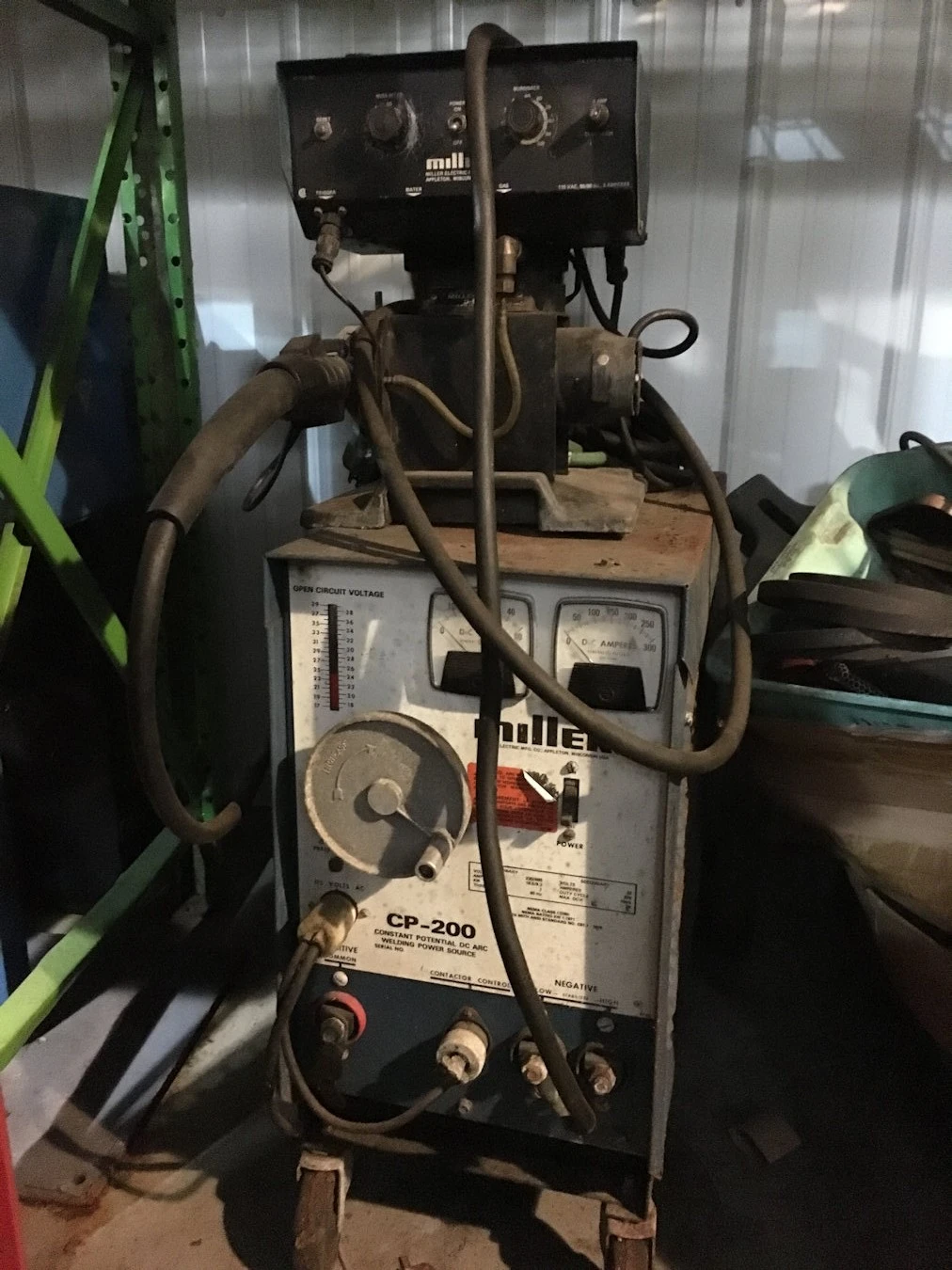 USED MILLER CP-200