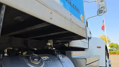 USED 2021 PETERBILT 330