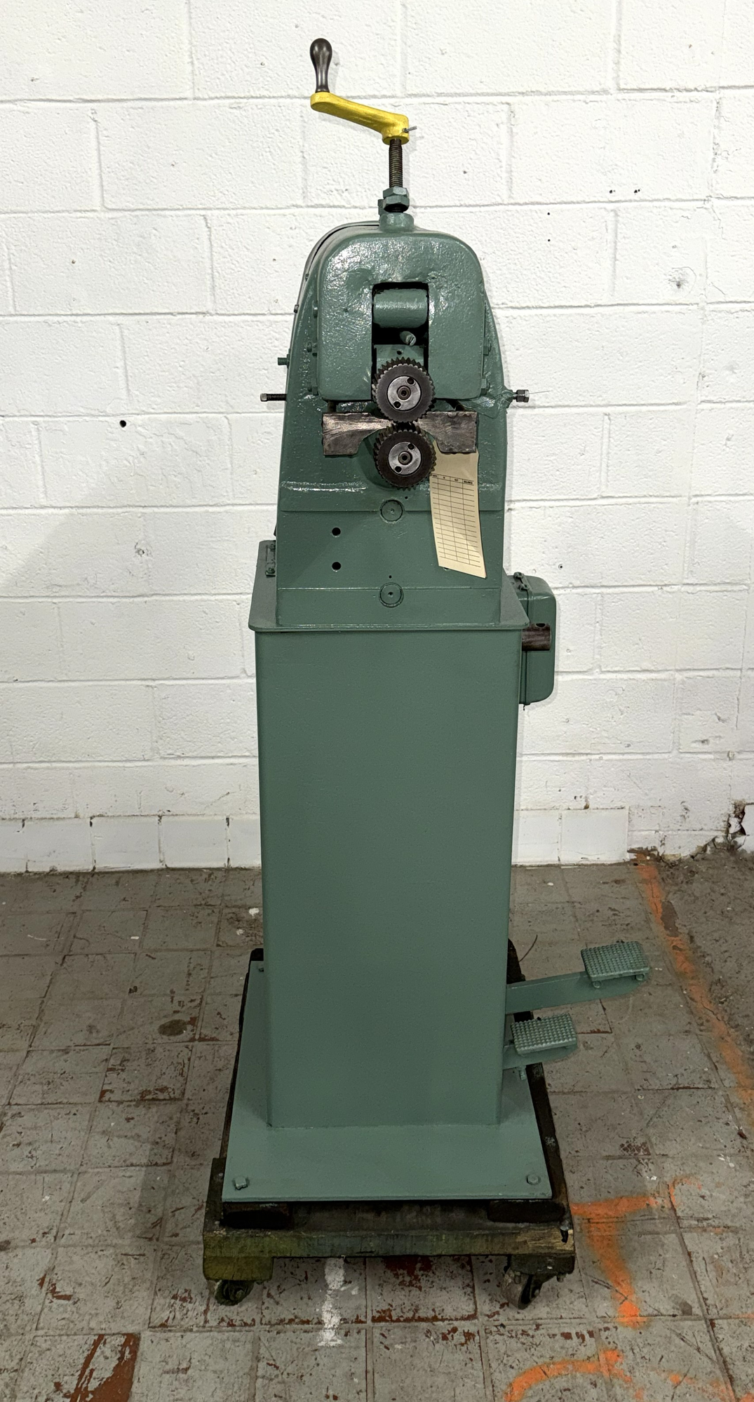 Used _UNKNOWN_ _UNKNOWN_ Crimpers New Jersey US | H. Weiss Machinery & Supply #1308682
