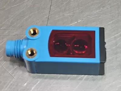 Sick WTB4-3P2261 Photoelectric Proximity Sensor Loc5E3/3