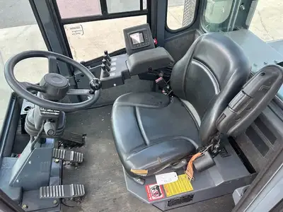 Used 2021 Toyota THD2200 Internal Combustion Forklifts: Pneumatic Tire New York US | United Lift #1446675