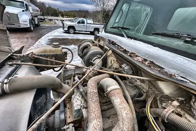Used 2000 INTERNATIONAL 4900 DT466E Fuel & Lube Trucks Pennsylvania US | Proxy Equipment #1385352