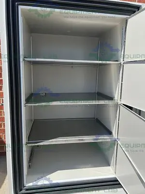 USED THERMO VWR40086D ULTRA-LOW TEMPERATURE FREEZER -86°C, 23 CU.FT. 208V