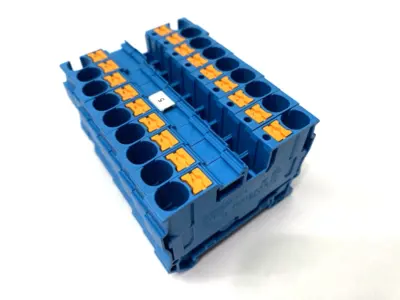 USED PHOENIX CONTACT FEED-THROUGH TERMINAL BLOCK 3211819 LOT OF 9