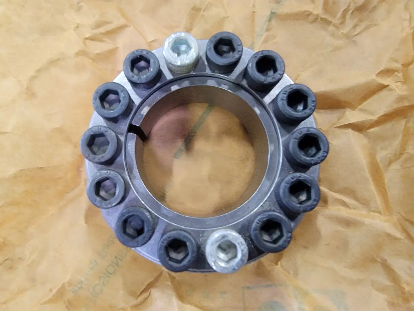 1-7/16" x 65 mm Locking Assembly/Keyless Bushing 2005