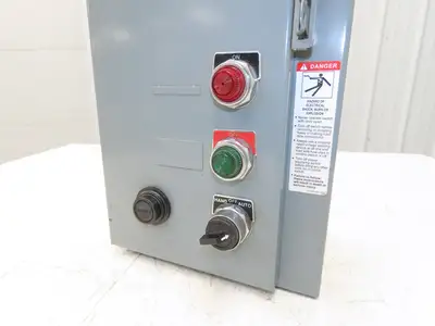Square D 8538SBG63V80CFF4P1P2TX11 Combination Starter Fusible 30A 600V 3PH 2HP