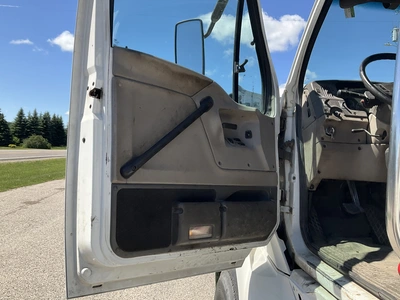 Used 2006 STERLING AT9500 Conventional trucks Michigan US | Miedema Asset Management Group #1337417