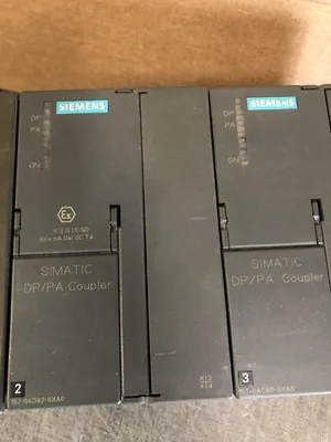 Siemens ET 200M IM 153-2 Interface Module w/ 3 DP/PA Coupler Bus Link Modules