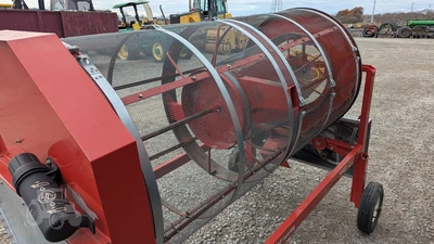 USED BUHLER FARM KING Y360