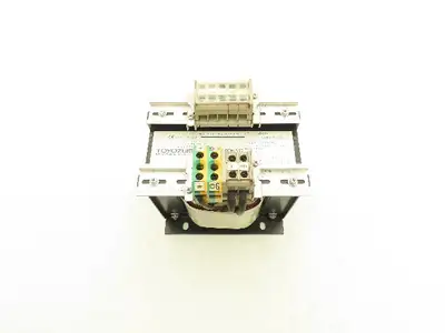 Toyozumi Dengenkiki ES21-01KB1 Transformer 1PH 240-200V Pri 100V Sec 1kVA