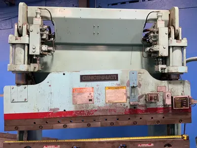 Used CINCINNATI 90 FM II X 6 FT. Press Brakes Ohio US | HGR 24 #1496328