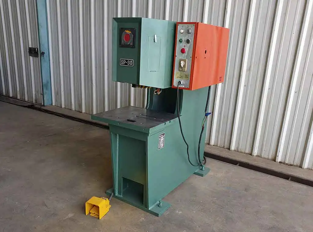 Amada SP-30 Punch Machine