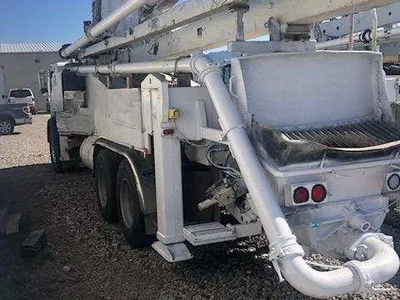 Used 2005 SCHWING BPL2023-24 39X Concrete Pumps Colorado US | Concrete Pump Depot #1393866