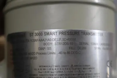 HONEYWELL ST3000 ST 3000 SMART PRESSURE TRANSMITTER STR12D-21A NEW UNIT #G701
