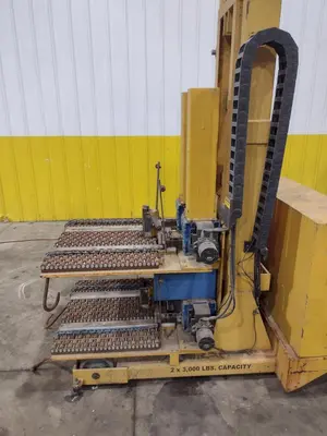 USED GREEN VALLEY \/ TITAN 2332