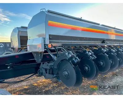 Used CRUSTBUSTER _UNKNOWN_ No-Till Drills Iowa US | Keast Enterprises #1360181