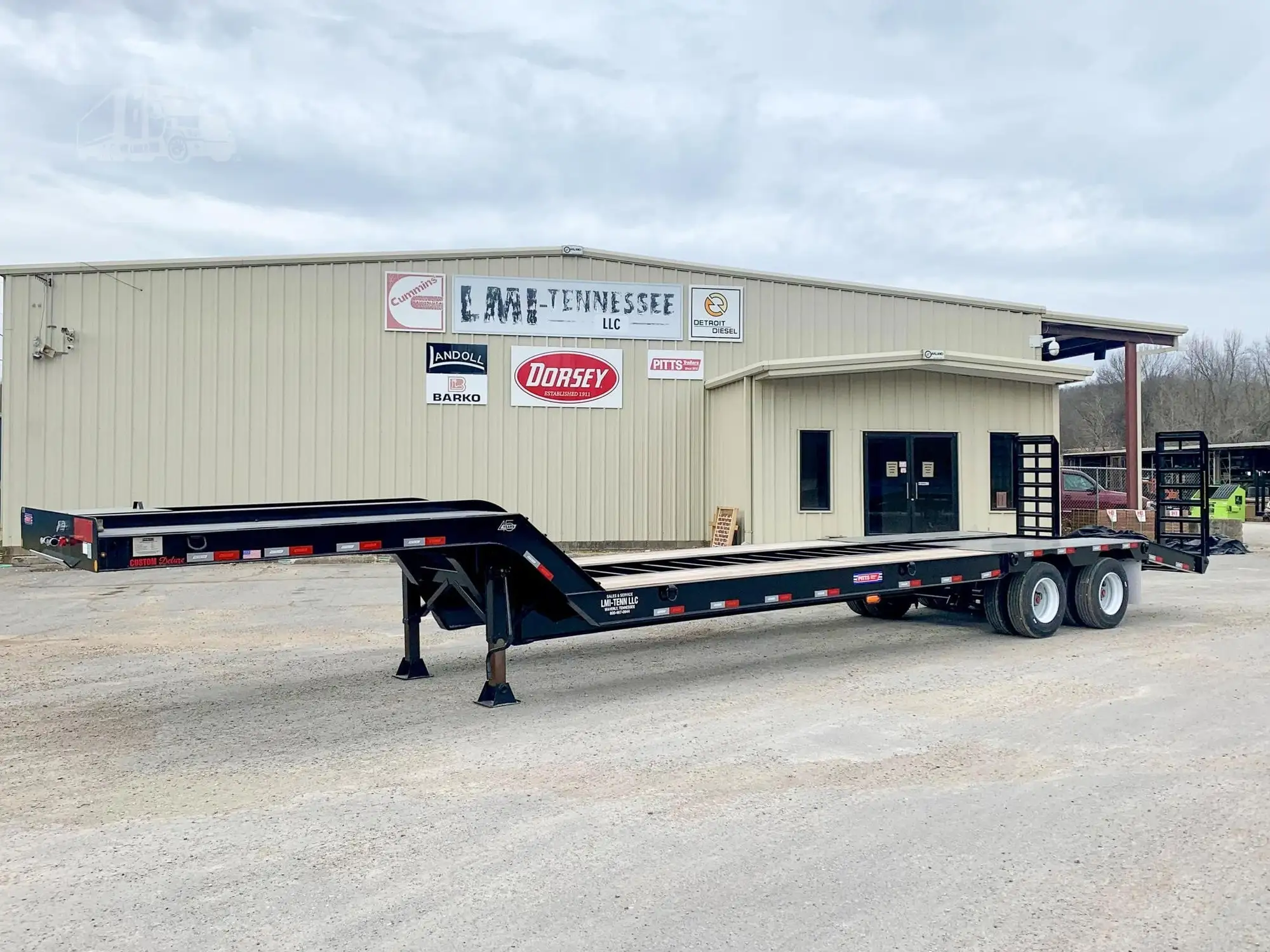New | in-Stock 2027 PITTS LB25-33 Lowboy Trailers Tennessee US | LMI Tennessee LLC #1504806