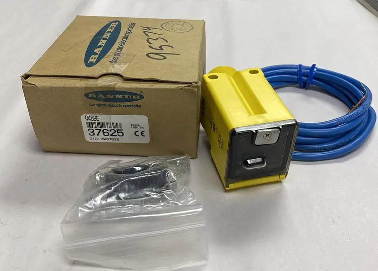 New | in-Stock BANNER Q459E Sensors | Surplus Asset Holdings #1206451