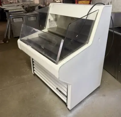 174-0001 True THAC-36 – 36 Inch Horizontal Open-Air Deli Cooler