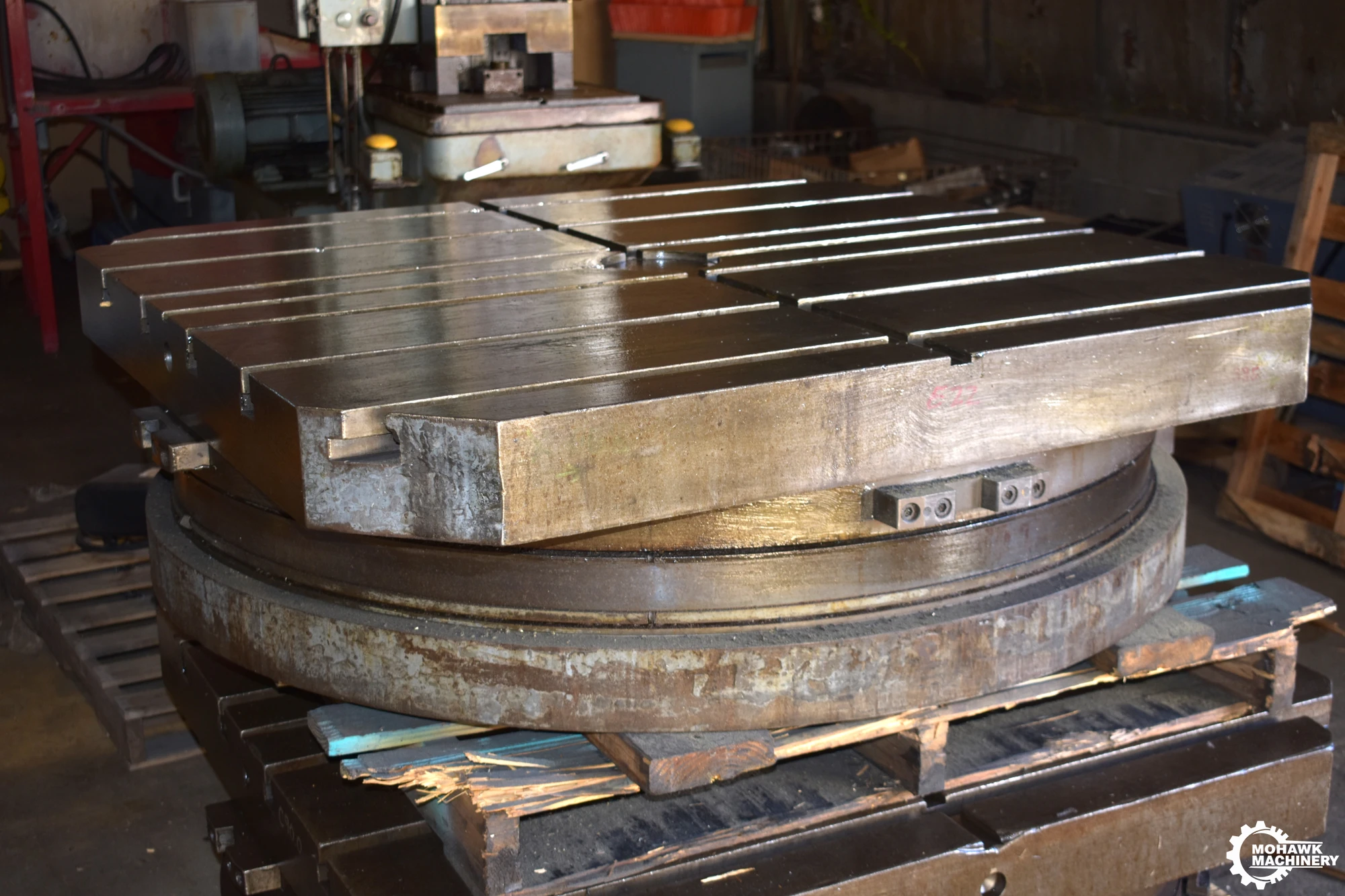 50" X 50" CINCINNATI-GILBERT "AIRMIST" MANUAL ROTATION T-SLOTTED ROTARY TABLE w/360-DERGEE TABLE GRADUATIONS IN 1-DEGREE INCREMENTS - 4-POSITION INDEX