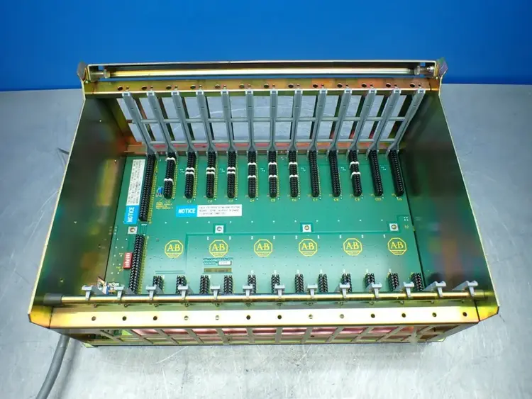 Used ALLENBRADLEY 1771A3B1 PLC Chassis Ohio US | HGR 24 #879753