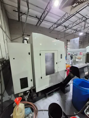 2006 HURCO VMX50 Vertical Machining Centers | Tight Tolerance Machinery (8)