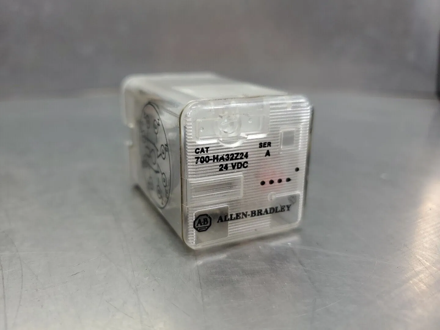 ALLEN BRADLEY 700-HA32Z24 SER A RELAY, 24VDC. 4E-16