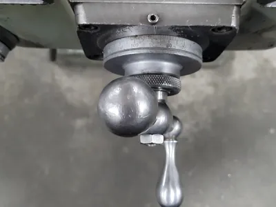 BRIDGEPORT Series 1 2 HP Mills, Vertical | Machinery Central (11)