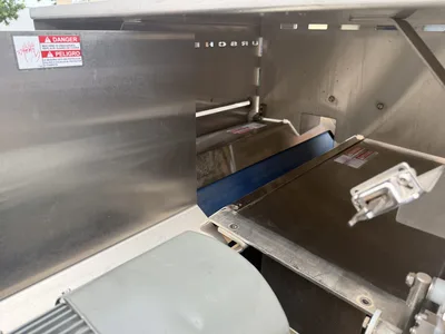 Used URSCHEL LABORATORIES E TRANSLICER Slicers / Dicers / Cutters Washington US | The Equipment Butler #1276992