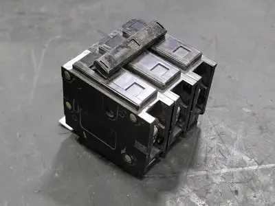 Used CUTLER-HAMMER BAB3060H Switchgears British Columbia CA | Lenmark #241898