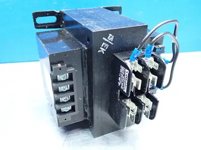 New | in-Stock CUTLERHAMMER C0300E4MXXES Transformers | HGR 24 #736795