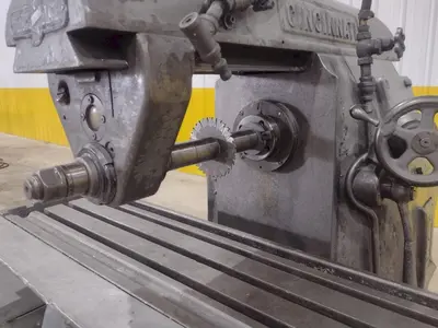 3 HP CINCINNATI MODEL 1-18 PLAIN HORIZONTAL MILLING MACHINE: STOCK #21031