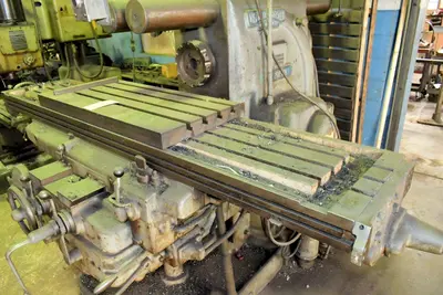 #4 KEARNEY & TRECKER MILWAUKEE MODEL 4CK HORIZONTAL MILLING MACHINE: YOBRO #23955