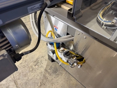 2015 FANUC FANUC LR MATE 200ID Handling Cells | K.B. Industries LLC (15)