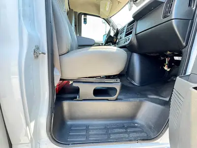 Used 2021 GMC SAVANA CUTAWAY Box trucks Florida US | Truck and Van Outlet #1509173
