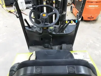 USED 2020 CLARK TMX25