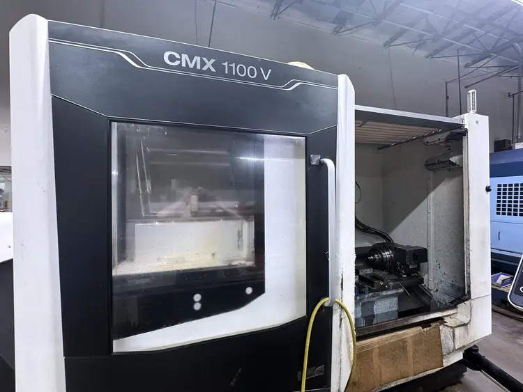 Used 2017 DMG Mori CMX 1100V Vertical Machining Centers Illinois US | Machine Tool Bids #1353983