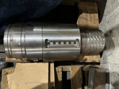 LEBLOND Deep Hole Borer, in very good used condition, visible under power