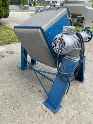 Used _UNKNOWN_ 560 Litre Tumble Mixers PL | Perry Equipment #1285524